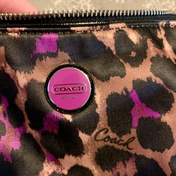 BRAND NEW COACH bag. Ocelot print convertible hobo style bag (F26033). - Picture 2 of 5